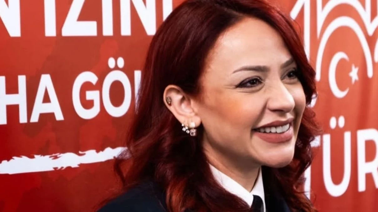 Halil Sezai’nin sevgilisi Elif Güveyler kimdir? Elif Güveyler kaç yaşında ne iş yapıyor?
