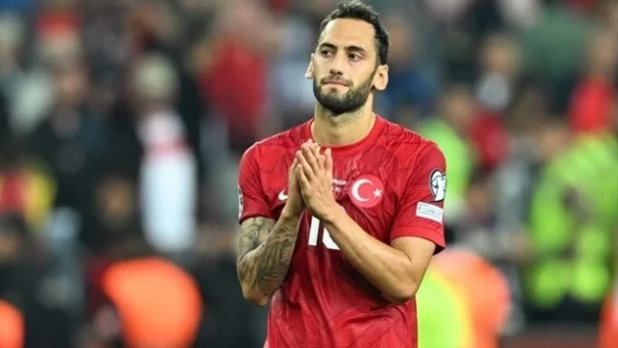 Hakan Çalhanoğlu’ndan anlamlı hareket! Ünlü futbolcu yaptığı yardım ile kalpleri yumuşattı