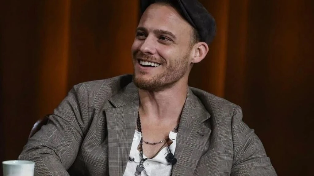 Çarpıntı dizisinin Aras’ı Kerem Bürsin kimdir? Kerem Bürsin kaç yaşında nereli?