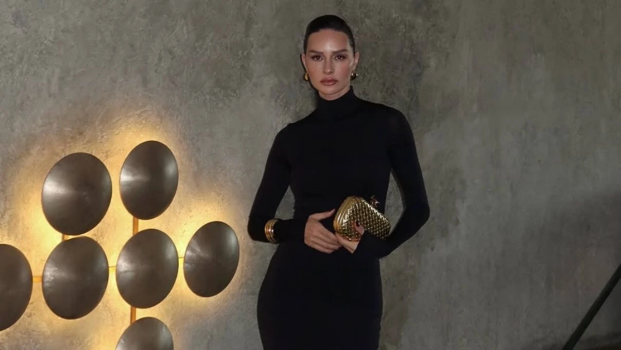 Yasemin Ergene ve İzzet Özilhan’dan boşandı! Yeni hayatı gündeme bomba gibi düştü