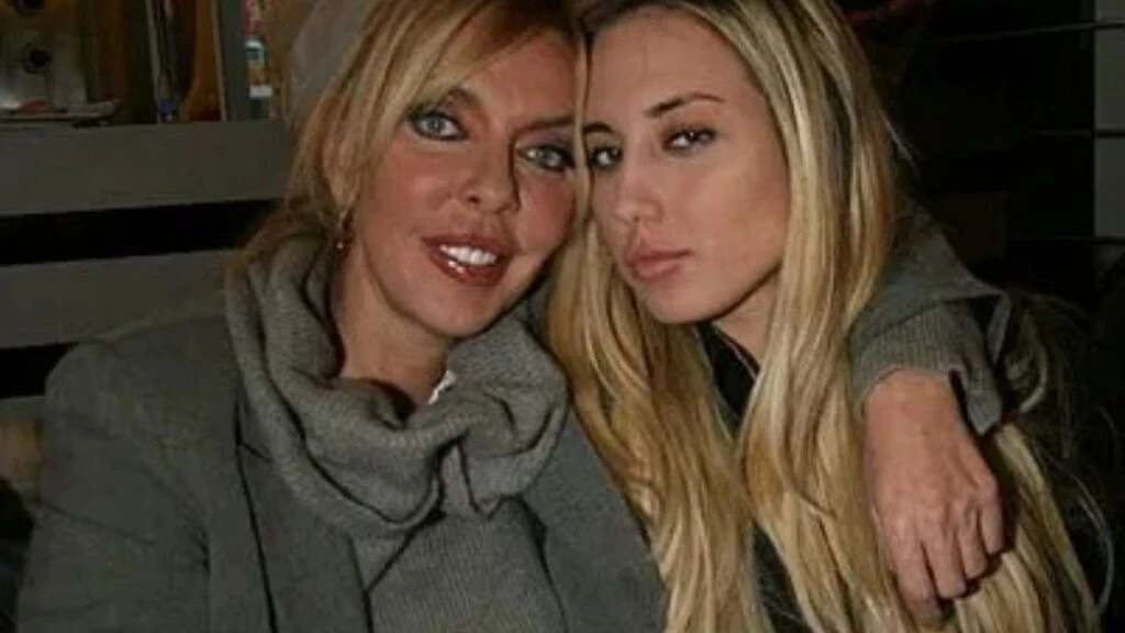 Ahu Tuğba’nın kızı Anjelik Calvin paylaşımıyla dikkat çekti! O anlar sosyal medyada gündem oldu