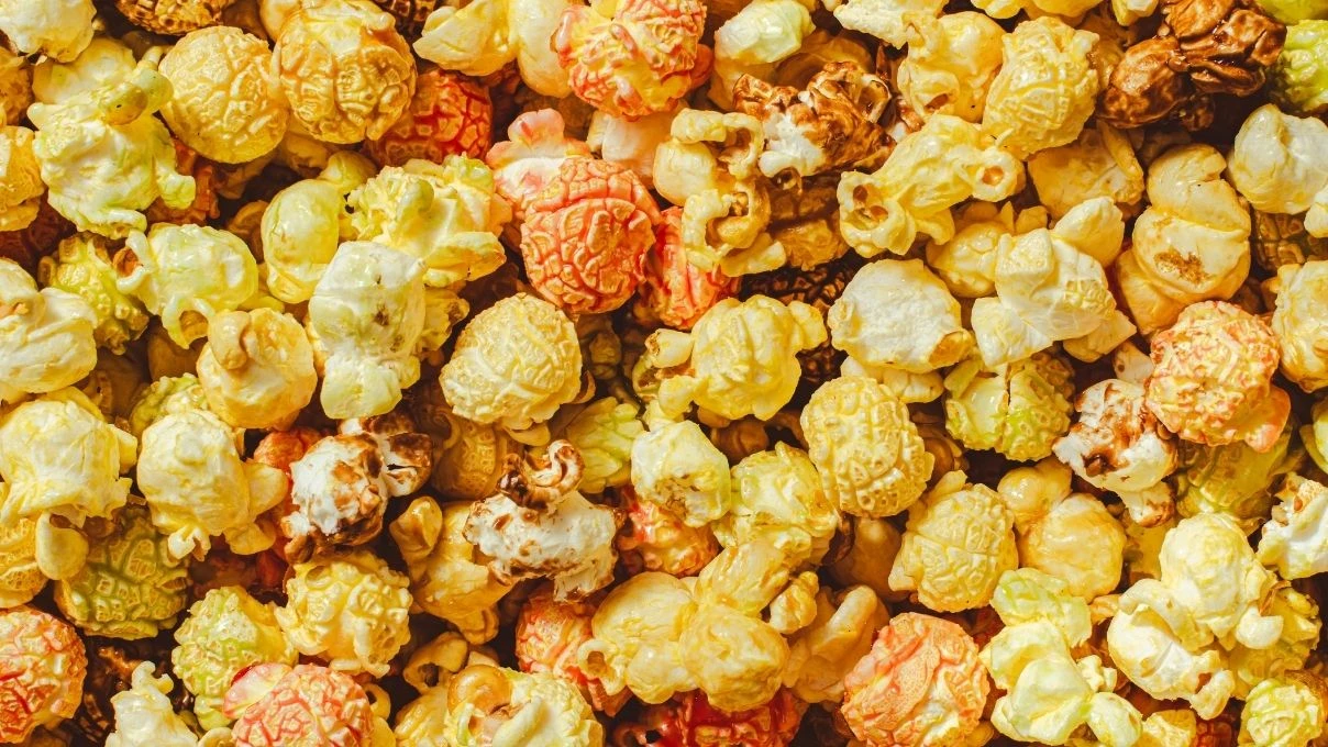 Film keyfine yeni bir tat! Salçalı patlamış mısır nasıl yapılır? 10 Film keyfine yeni bir tat! Salçalı patlamış mısır nasıl yapılır?