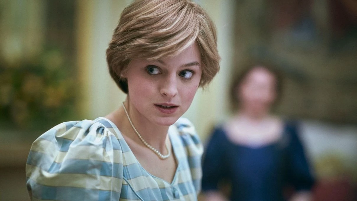Emma Corrin kimdir kaç yaşında? Emma Corrin film ve dizileri neler? 