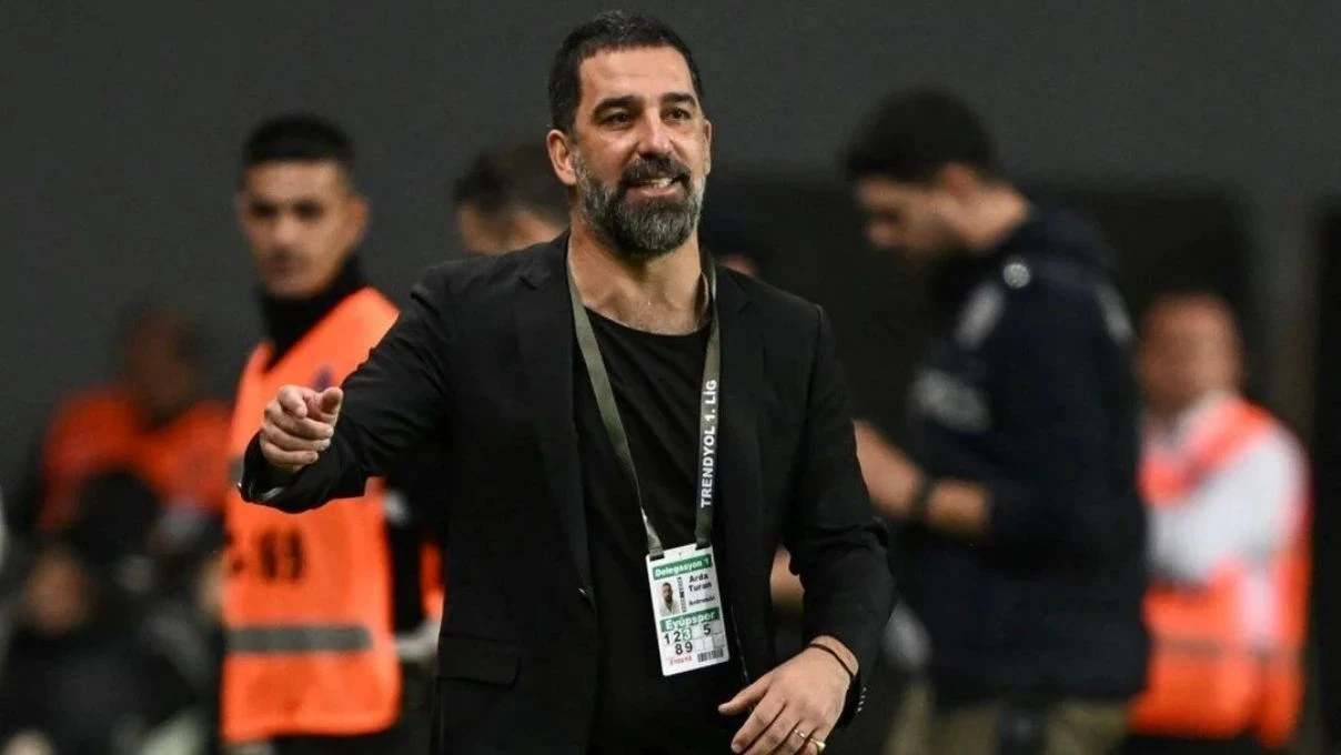 Aslıhan Doğan Turan’dan 5 karatlık yüzük! Taktığı yüzüğün fiyatı ise gündem oldu