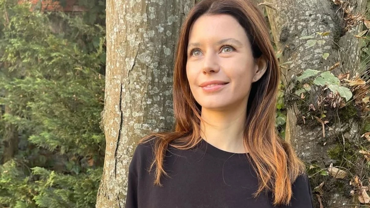 Beren Saat’in yeni videosu sosyal medyada paylaşım rekoru kırdı! Arap hayranları ortalığı karıştırdı