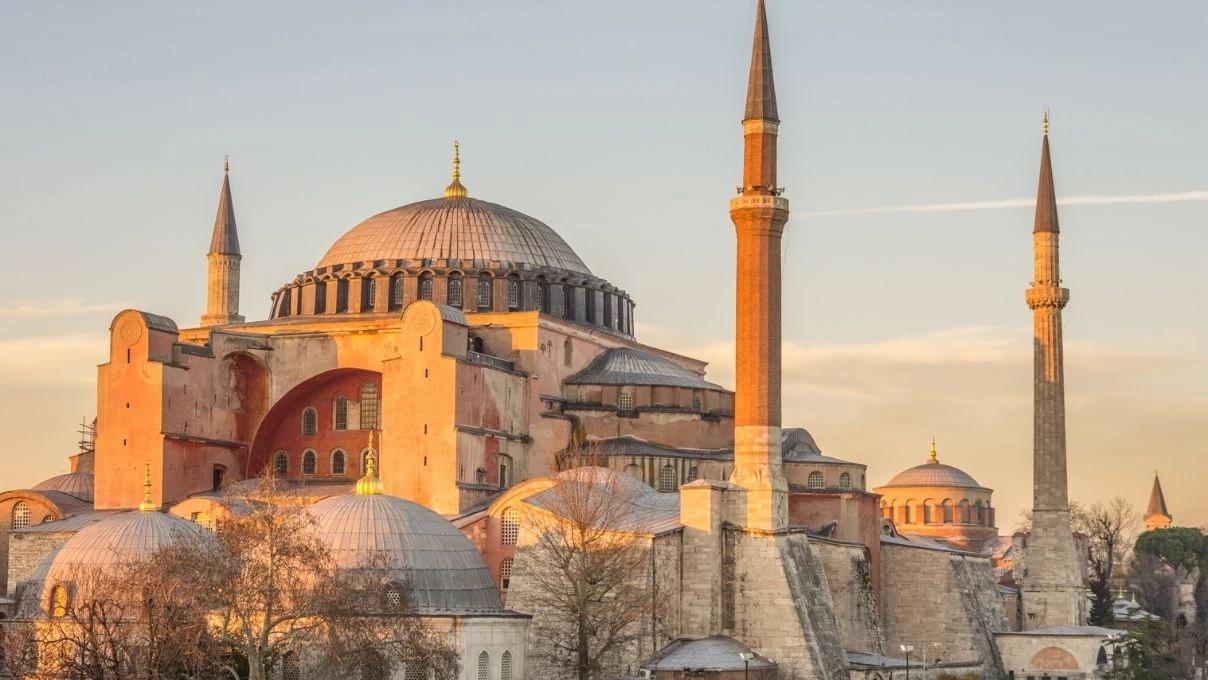 Ayasofya Cami ziyaretçileriyle rekor kırdı! 40 milyon kişi tarafından ziyaret edildi