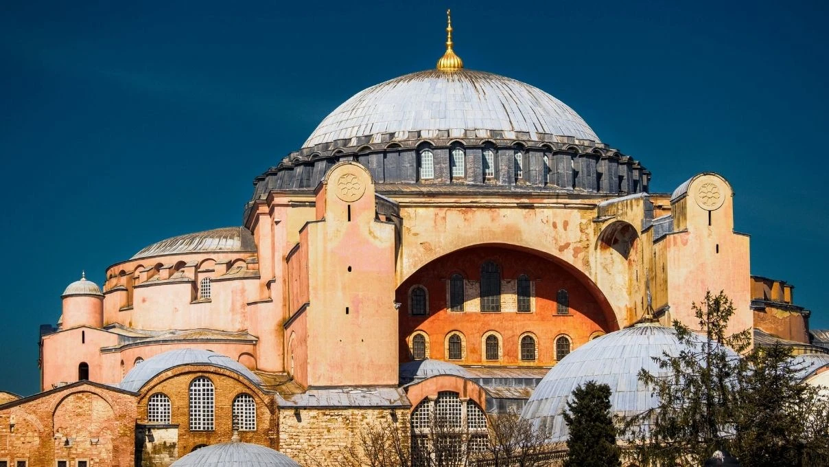 Ayasofya Cami ziyaretçileriyle rekor kırdı! 40 milyon kişi tarafından ziyaret edildi