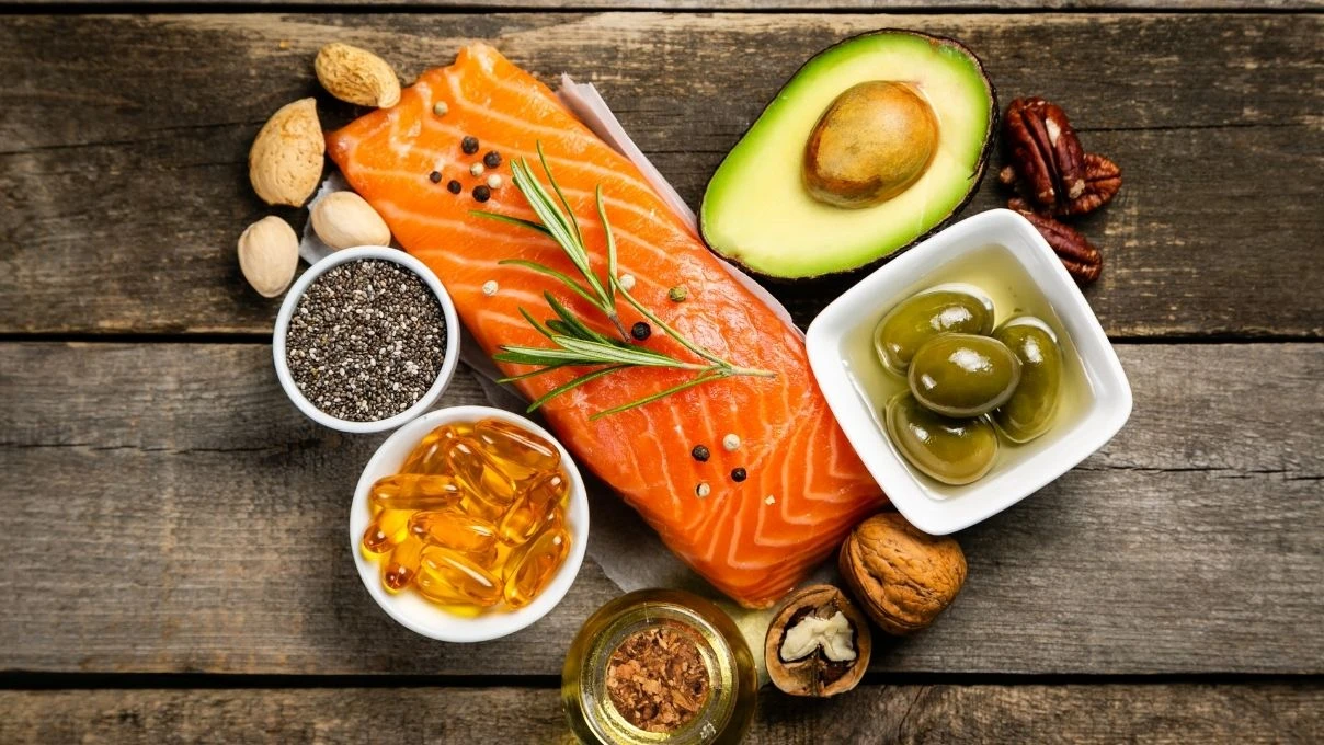 Omega 3 yağ asidi eksikliğine dikkat! Erkeklerin enerjisini kadınların saçlarını döküyor 	