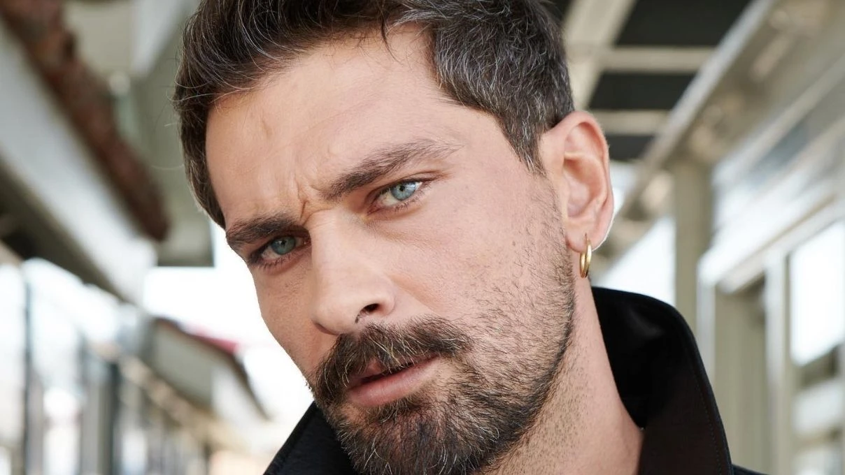 Geleceğe Mektuplar dizisinin büyük Mert’i Onur Tuna kimdir? Onur Tuna kaç yaşında?