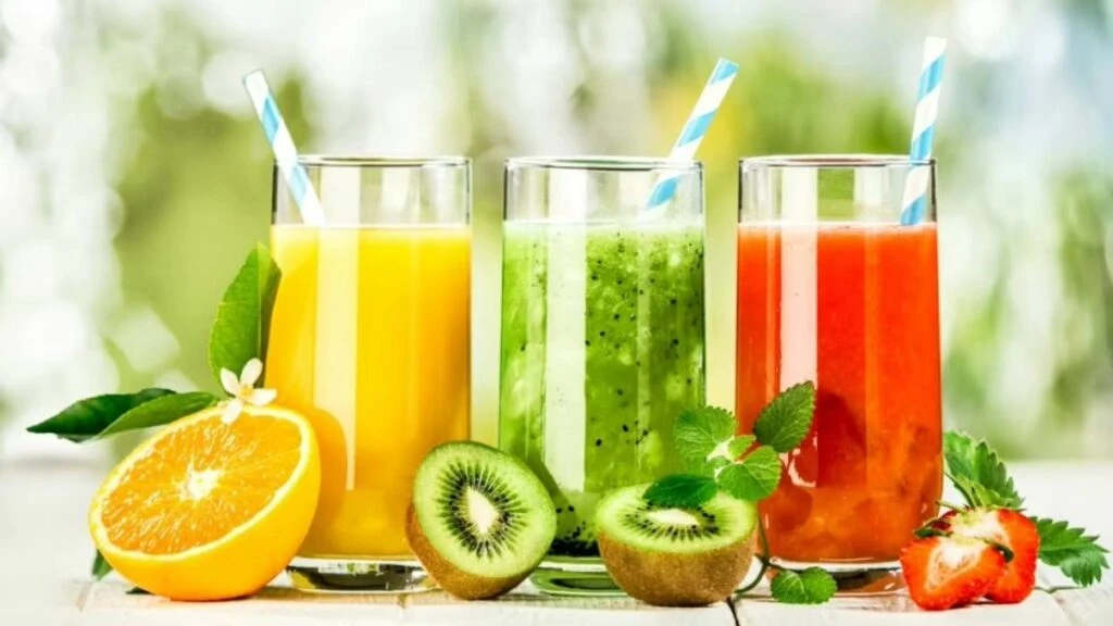 En hızlı kilo verdiren detoks suları 2025!