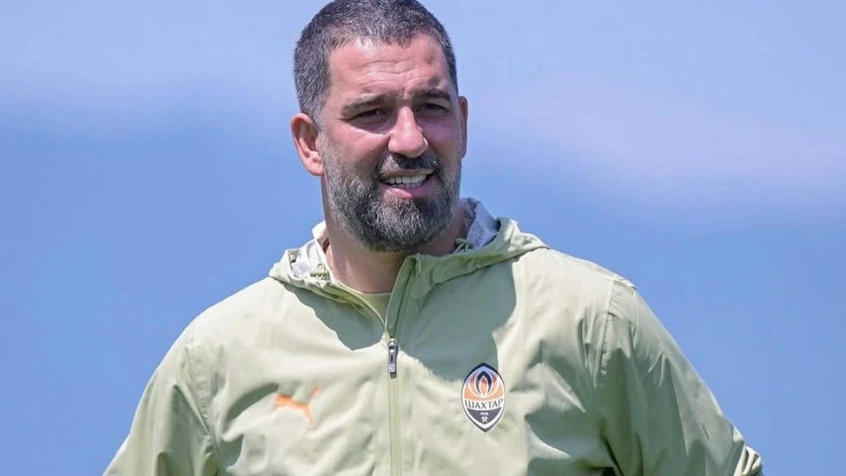 Arda Turan’dan yine çok konuşulacak hareket! Ünlü isim bu sefer de hayranlarının temasından kaçtı