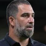 Arda Turan’dan yine çok konuşulacak hareket! Ünlü isim bu sefer de hayranlarının temasından kaçtı
