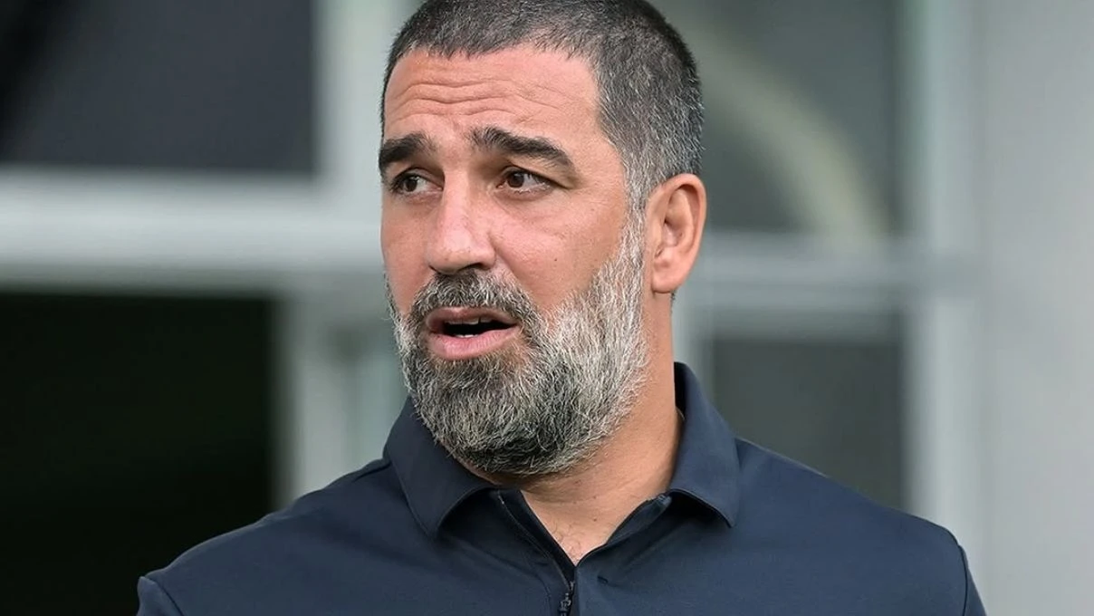 Arda Turan’dan yine çok konuşulacak hareket! Ünlü isim bu sefer de hayranlarının temasından kaçtı