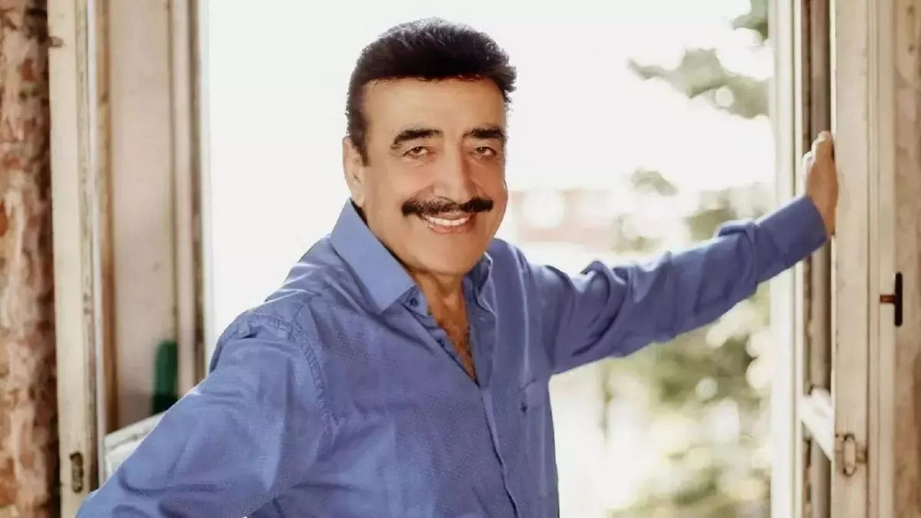 Hakkı Bulut’un mütevazi 3+1 evi dikkat çekti! Ünlü arabesk sanatçısı sosyal medya da gündem oldu 