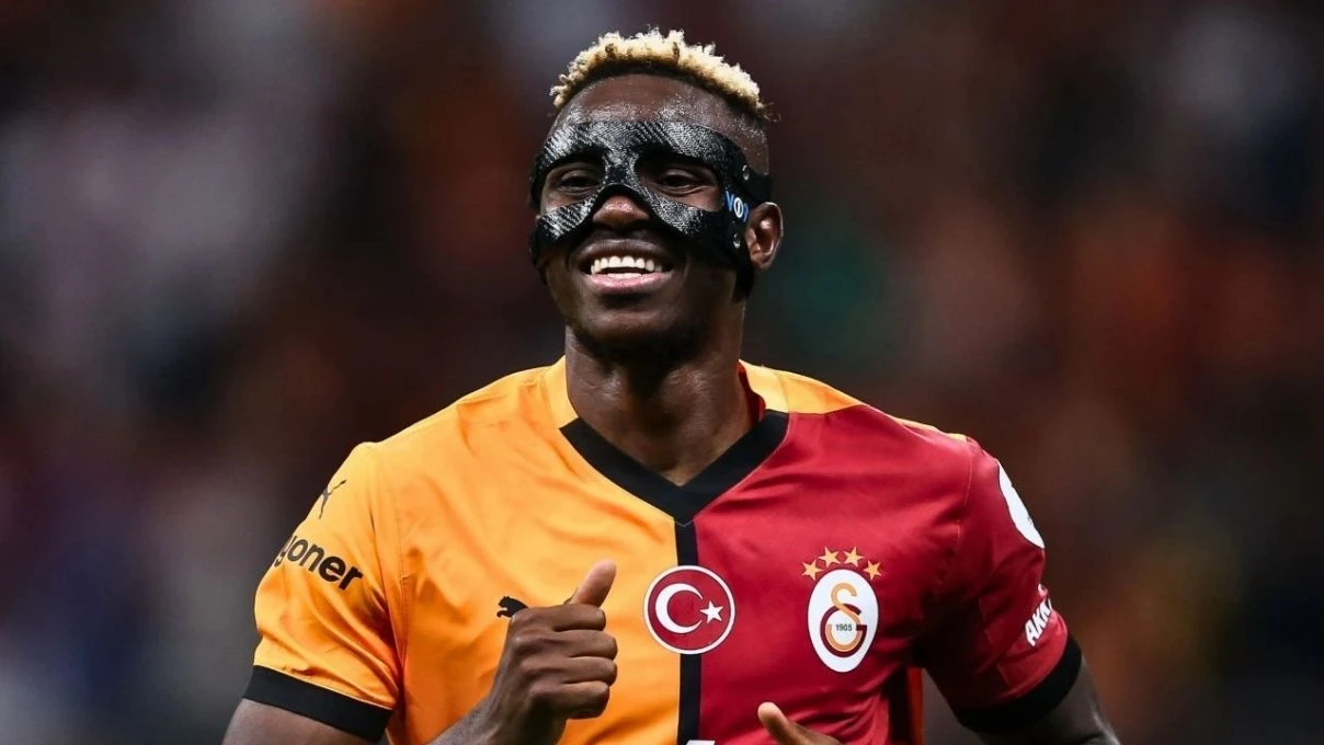 Victor Osimhen’in Şahan Gökbakar’dan rol istedi! O anlar sosyal medyada gündem oldu 