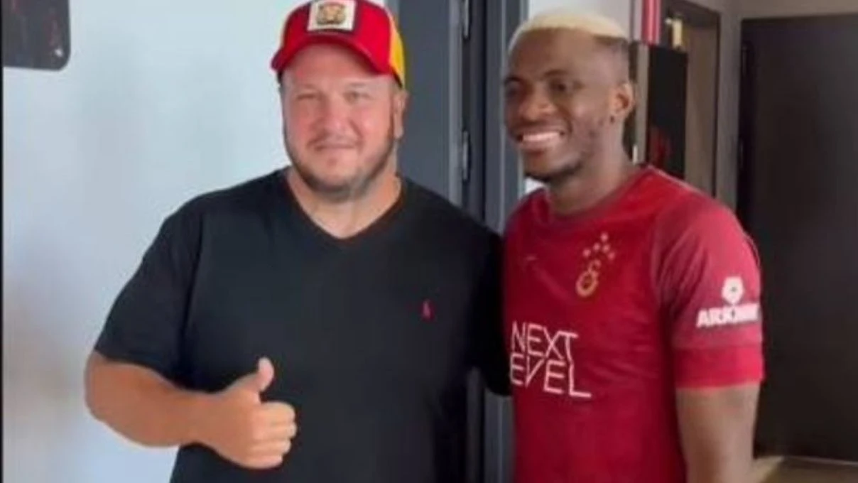 Victor Osimhen’in Şahan Gökbakar’dan rol istedi! O anlar sosyal medyada gündem oldu 