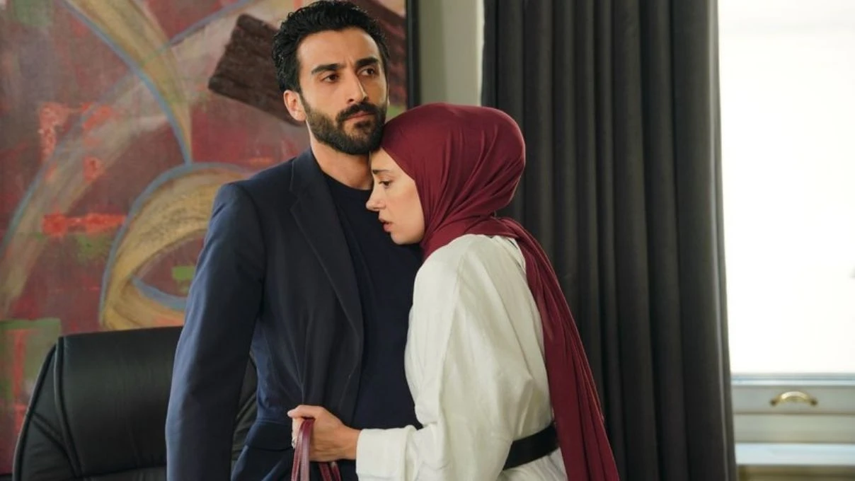 Kızılcık Şerbeti dizisinde Kıvılcım’ın oğlu dünyaya geliyor! Dizinin yeni sezonu dikkat çekiyor