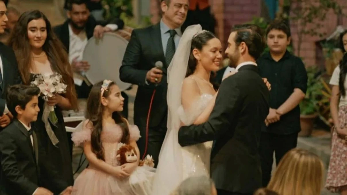 Sahipsizler dizisinde ayrılıklar devam ediyor! Başarılı oyuncu yaren yapıcı diziye veda etti