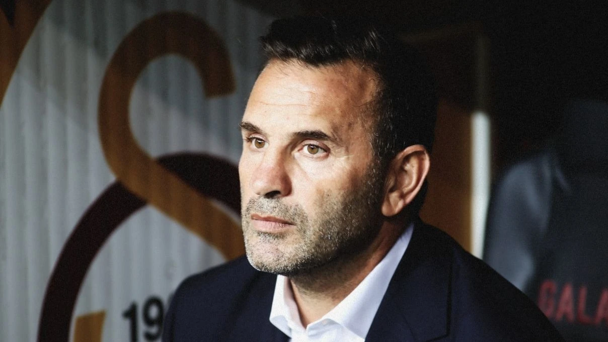 Okan Buruk Bebek’te görüntülendi! Manav çıkışı aceleci halleri dikkat çekti 