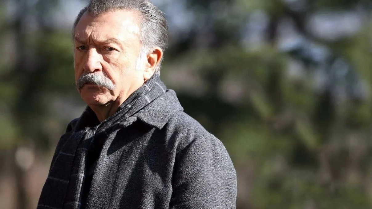 İpek Özağan Sahtekârlar dizisine dahil oldu! Dizi oyuncuları ile dikkatleri üzerine çekiyor