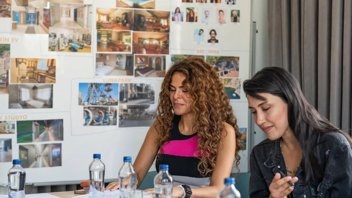 Bugün Güzel filminin okuma provası yapıldı! Oyuncuların eğlenceli halleri dikkat çekti 