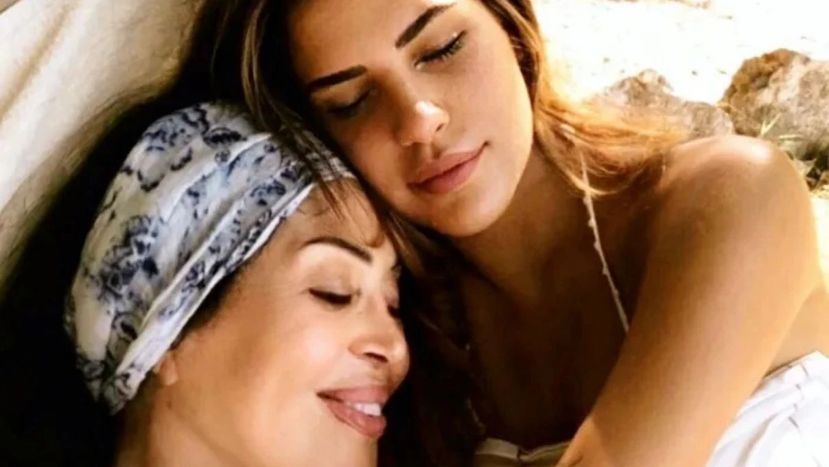 Yağmur Ünal’dan annesi Türkan Şoray için Tabancalı Kız dizisi! Usta oyuncu dizide gençlik halleriyle yer alacak