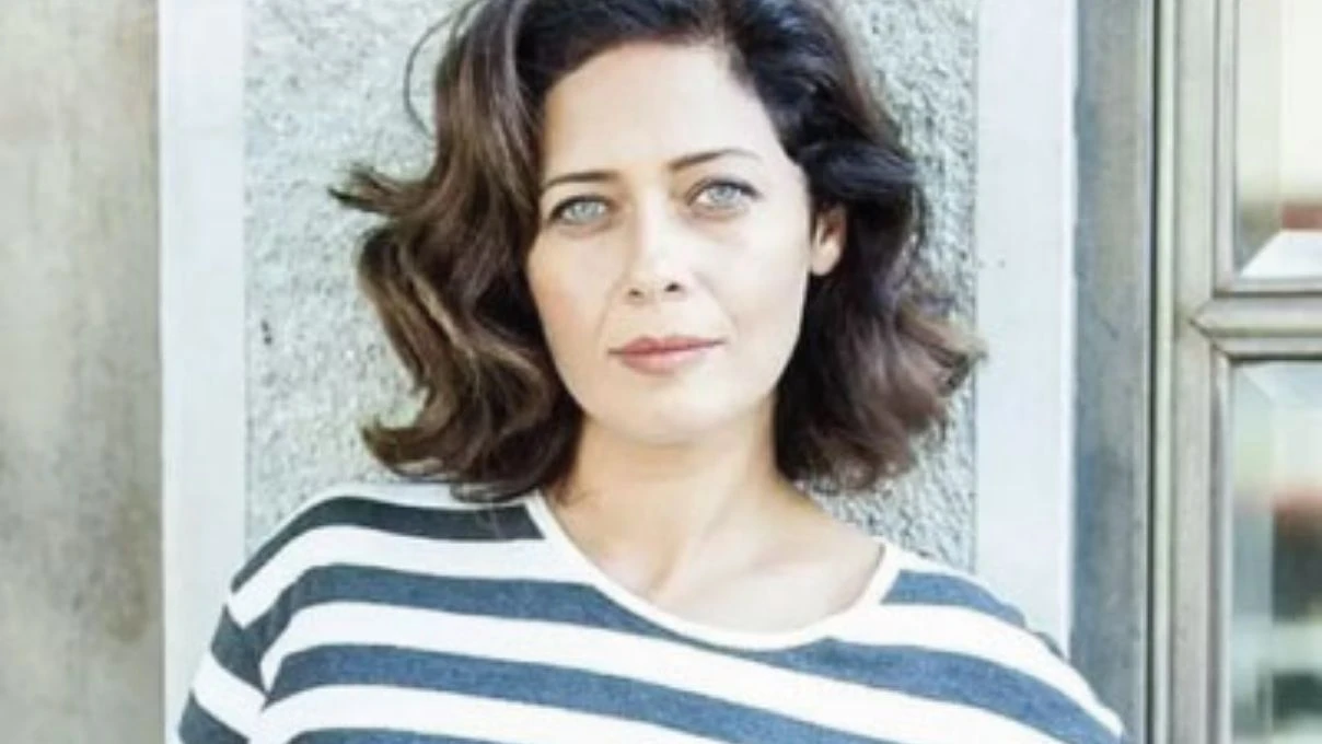 Betül Çobanoğlu kimdir kaç yaşında? Betül Çobanoğlu hangi projelerde rol aldı?