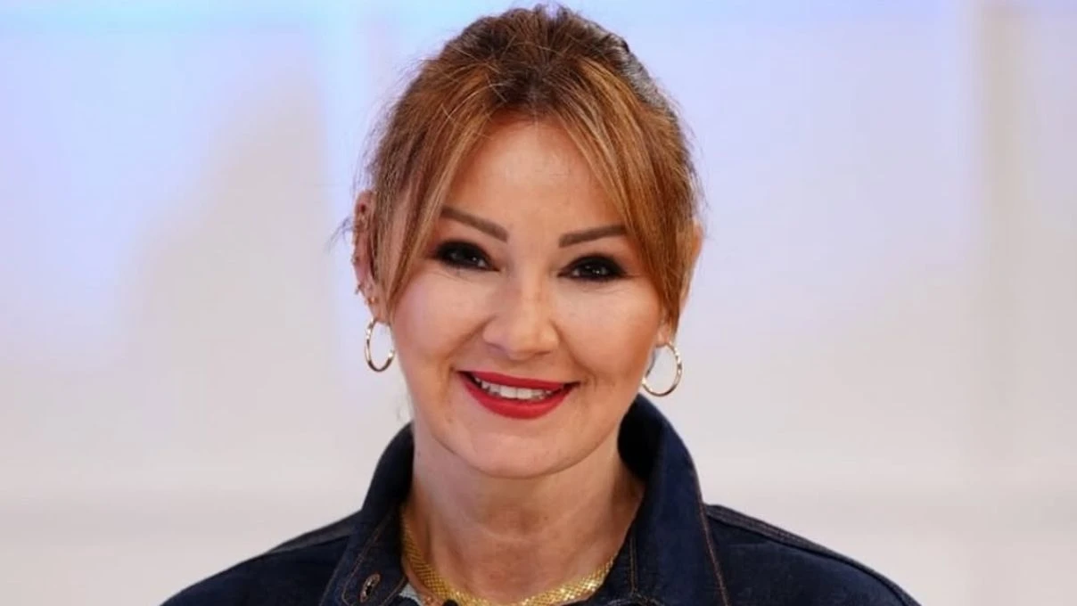 Pınar Altuğ’dan takipçilerine sert yorum! Ünlü isim açtı ağzı yumdu gözünü