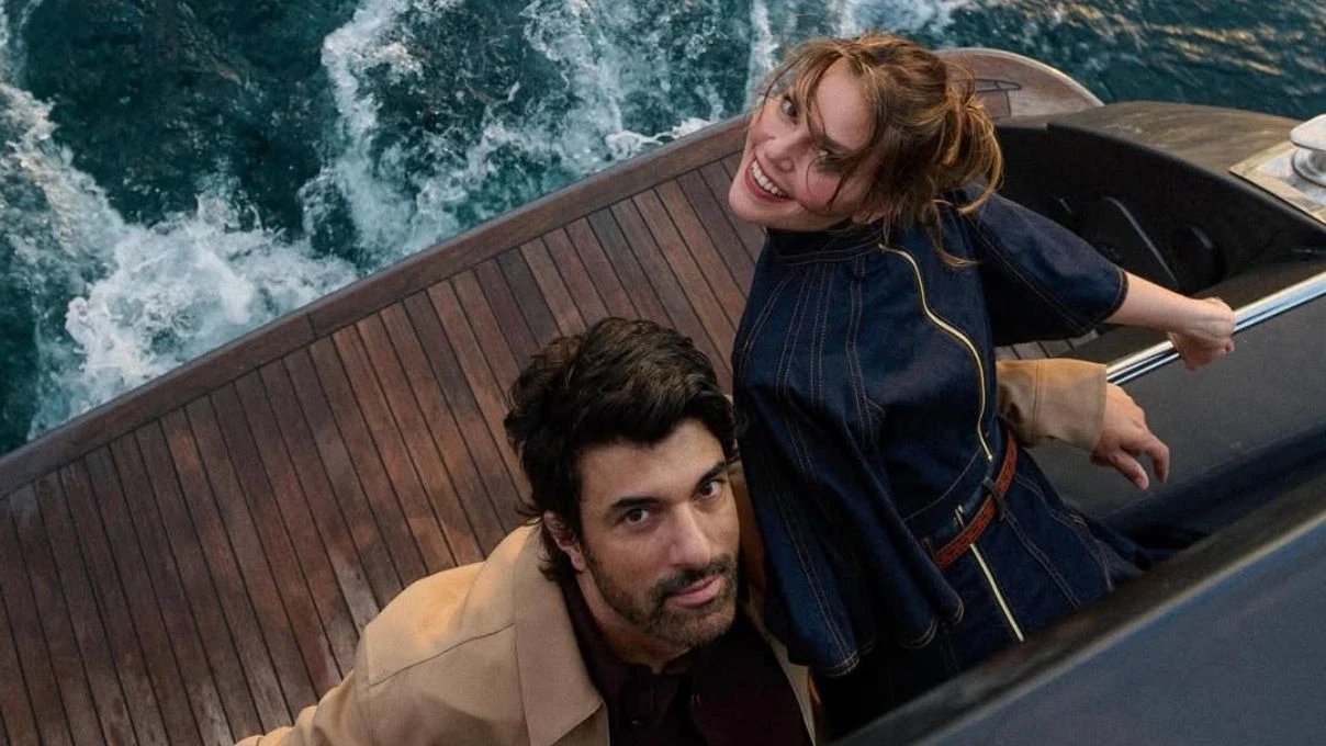 Aslı Enver ile Engin Akyürek uyumları ile hayran bıraktı! İkili Enfes Bir Akşam dizisiyle ekranlara gelecek