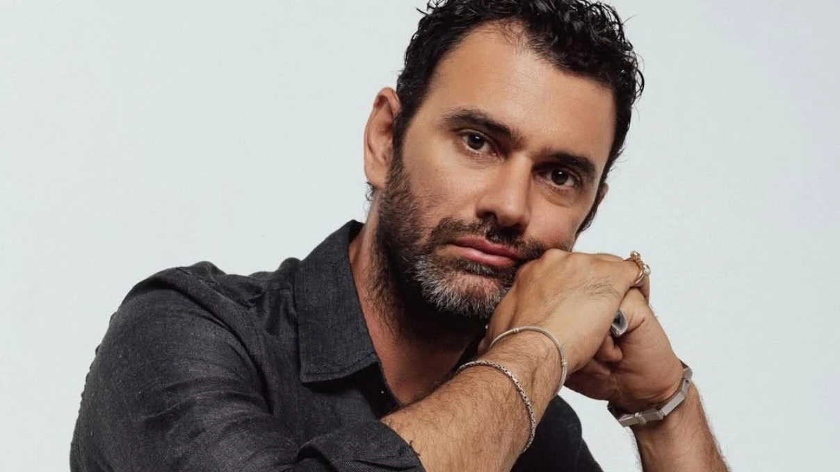 Kıskanmak dizisinin Burak’ı Murat Danacı kimdir? Murat Danacı kaç yaşında hangi projelerde oynadı? 