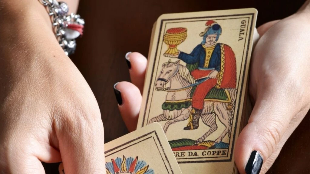 Günlük tarot kart açılımı 10 Ekim 2025! Karşılıklı alışveriş artık sizlerle