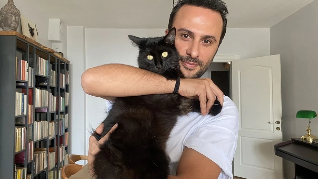 Taşacak Bu Deniz dizisinin Süleyman’ı Onur Dilber kimdir? Onur Dilber kaç yaşında hangi projelerde oynadı?