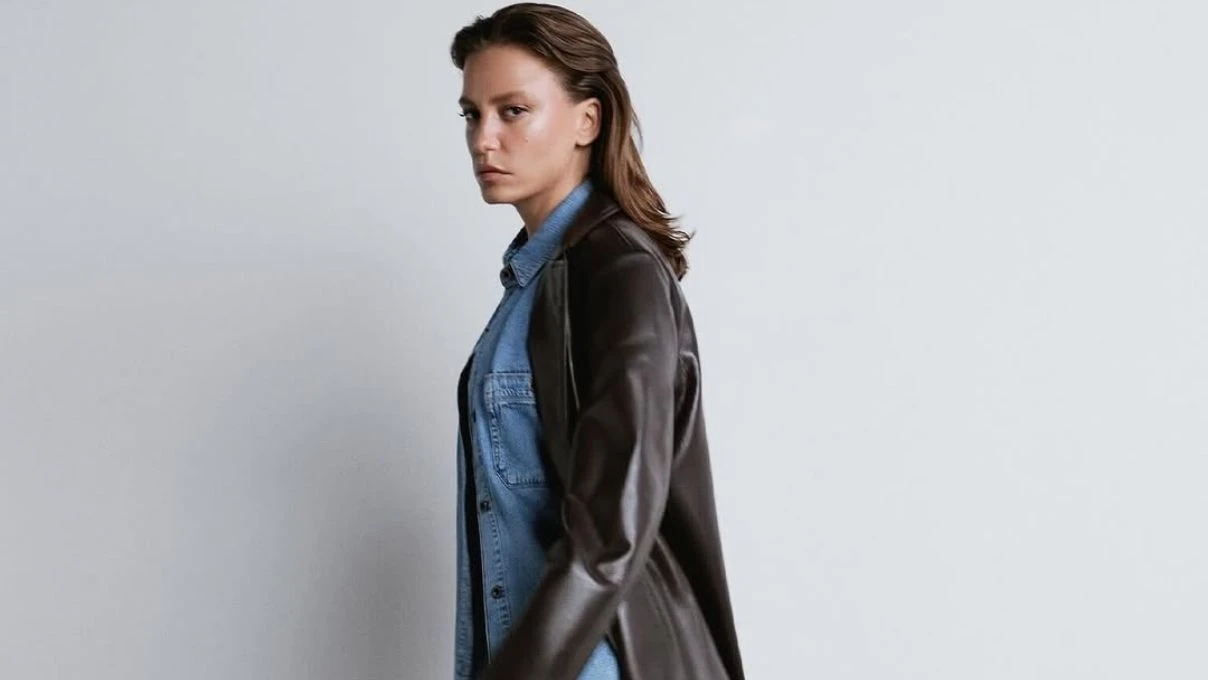 Serenay Sarıkaya’nın yeni reklam filminin fiyatı dudak uçuklattı! Güzel oyuncu yatımlarına yatırım ekledi 6 Serenay Sarıkaya’nın yeni reklam filminin fiyatı dudak uçuklattı! Güzel oyuncu yatımlarına yatırım ekledi