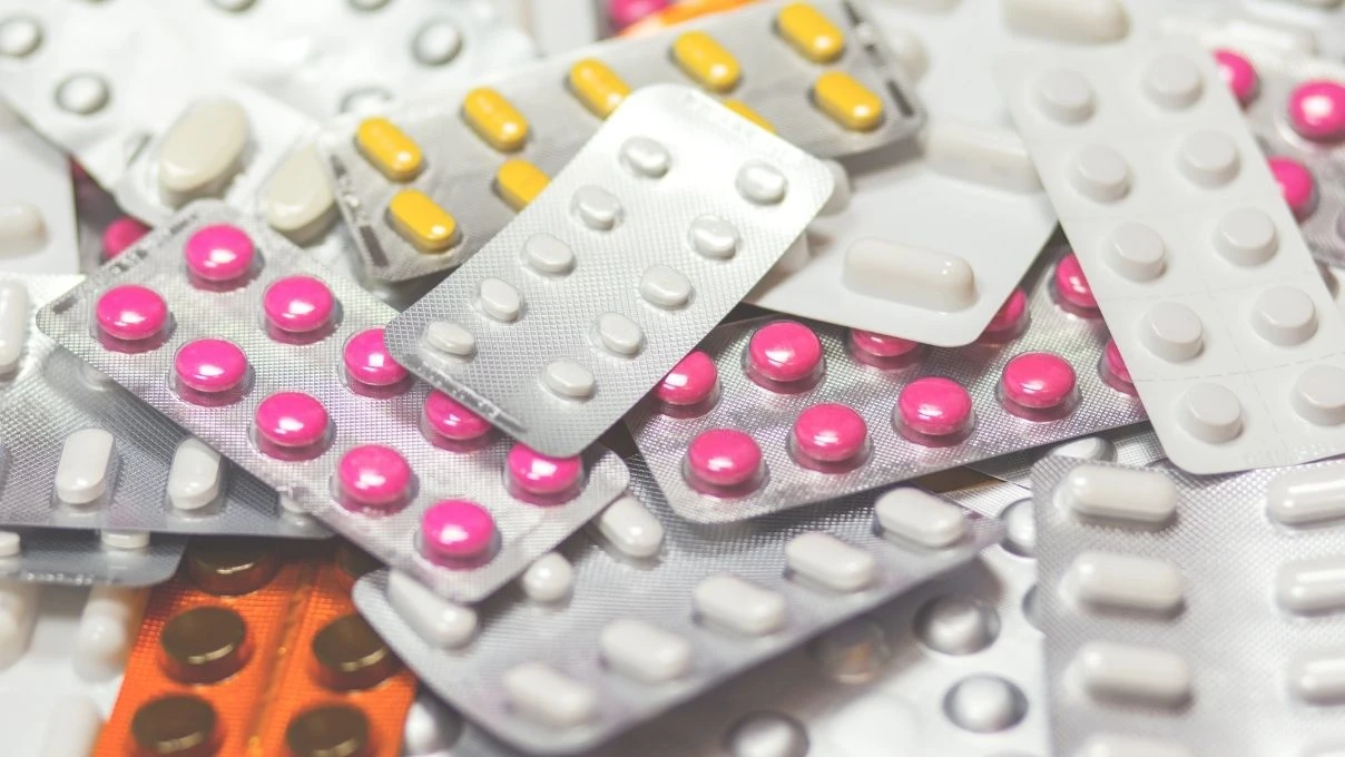 Antibiyotikleri çöpe atın! Sadece 4 malzemeyle doğal ilaç tarifi