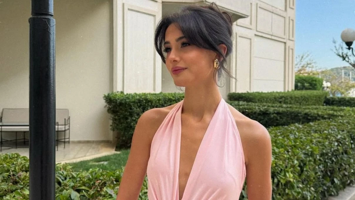 Helin Kandemir, Özcan Deniz filmiyle dönüyor! 25 yıllık aşkı anlatıyor