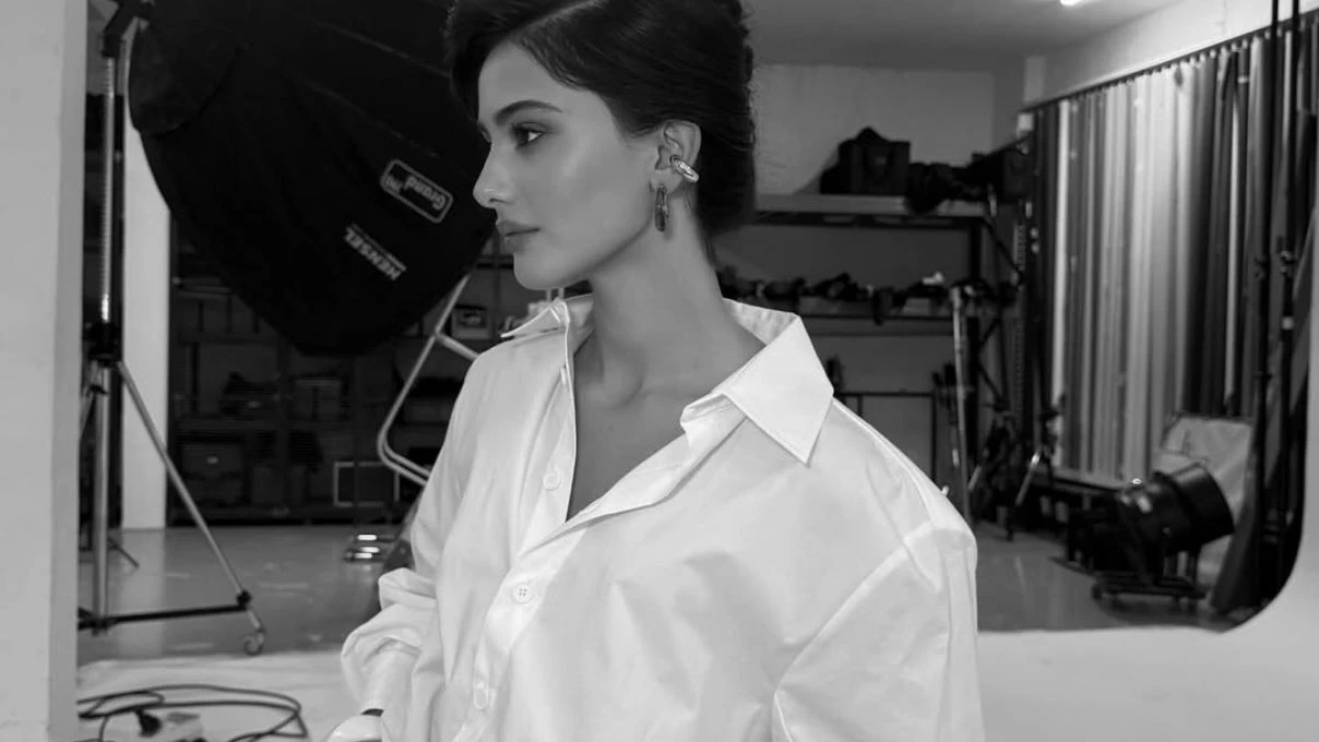 Helin Kandemir, Özcan Deniz filmiyle dönüyor! 25 yıllık aşkı anlatıyor