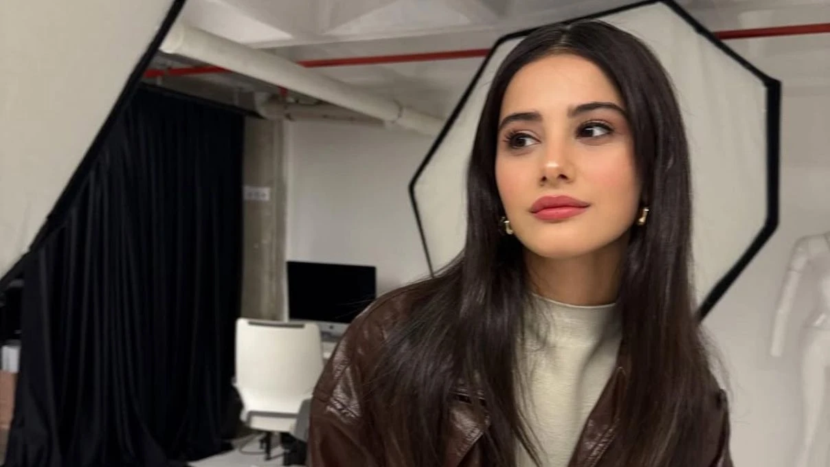 Helin Kandemir, Özcan Deniz filmiyle dönüyor! 25 yıllık aşkı anlatıyor