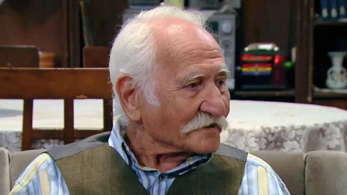 Arif Erkin Güzelbeyoğlu kimdir? Arif Erkin Güzelbeyoğlu kaç yaşında hangi projelerde rol aldı? 