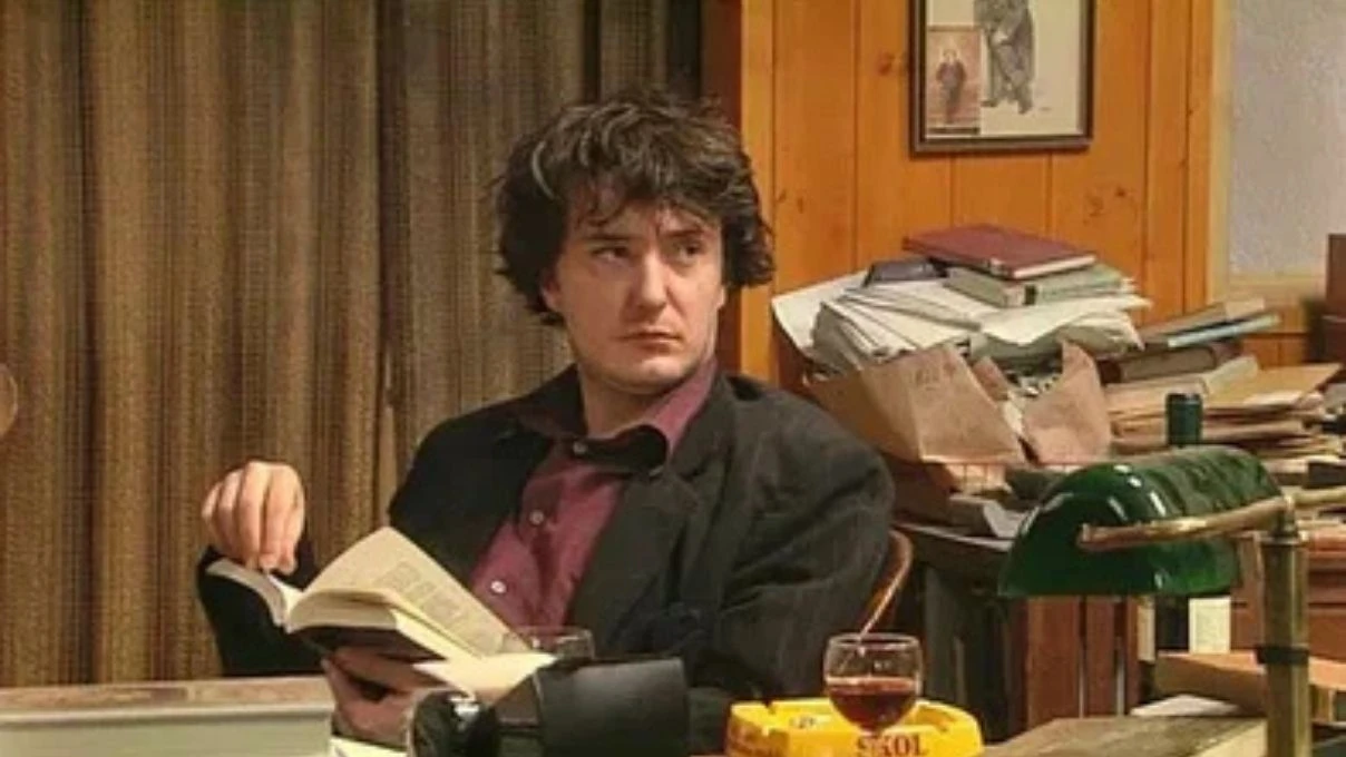 Black Books konusu nedir? Black Books ne zaman yayınlandı nereden izlenir?