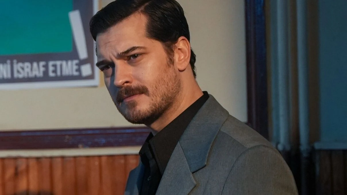 Çağatay Ulusoy, Kıvanç Tatlıtuğ’a komşu oldu! Ünlü isim köy hayatına geçiyor 