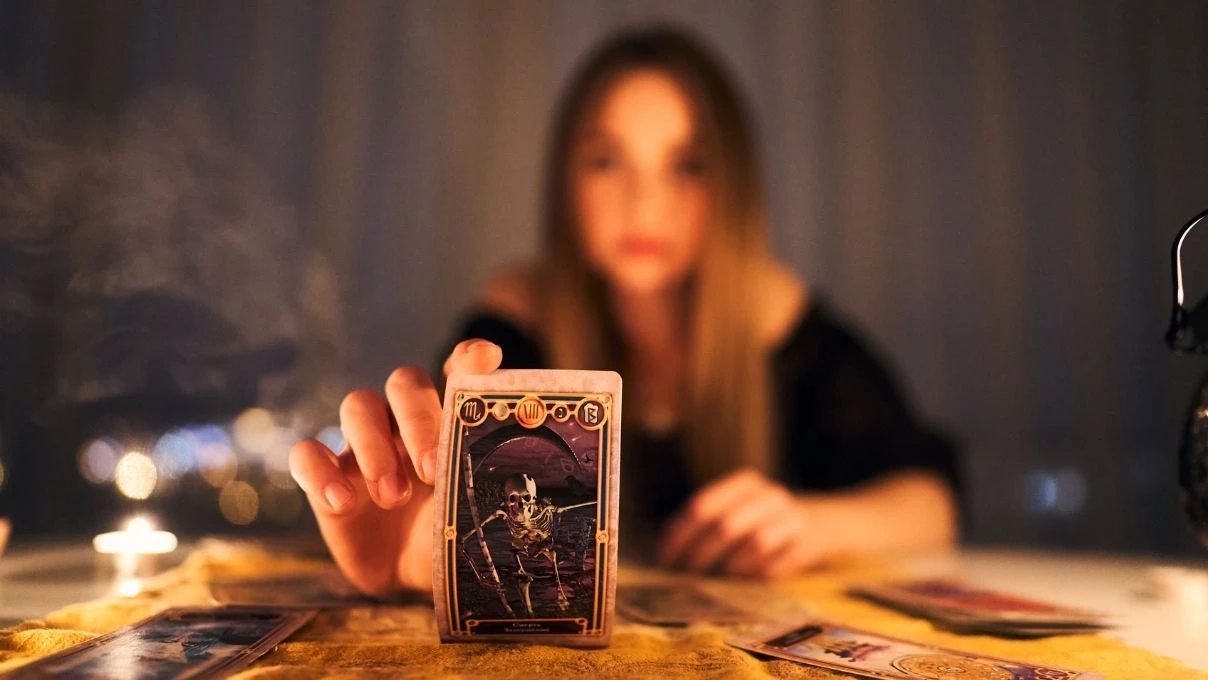 Günlük tarot kart açılımı 31 Ekim 2025! Bugün mantığınız daha baskın olacak 5 Günlük tarot kart açılımı 31 Ekim 2025! Bugün mantığınız daha baskın olacak