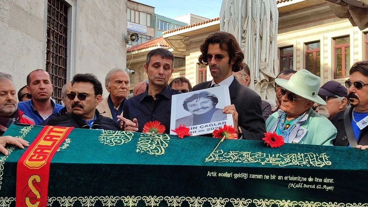 Yeşilçam’ın sevilen isimlerinden Engin Çağlar’a veda! 9 Yeşilçam’ın sevilen isimlerinden Engin Çağlar’a veda!