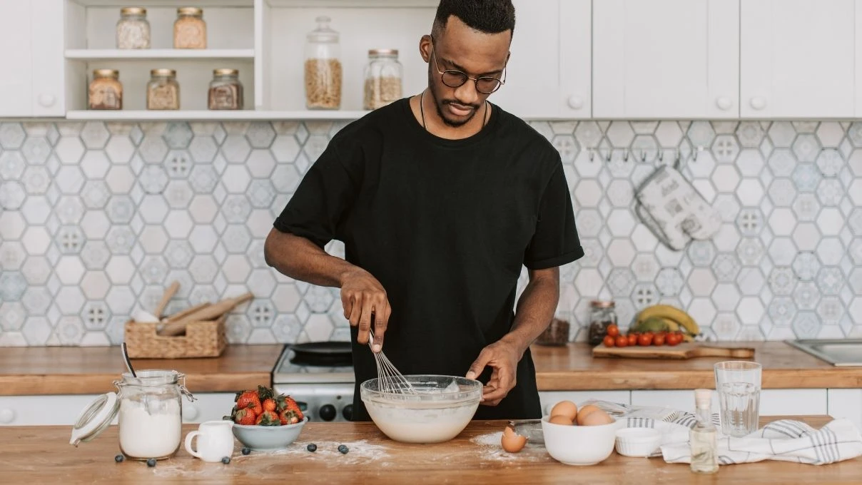 Usta şeflerden tavsiye! Yemek yaparken en çok yapılan hatalar 5 Usta şeflerden tavsiye! Yemek yaparken en çok yapılan hatalar