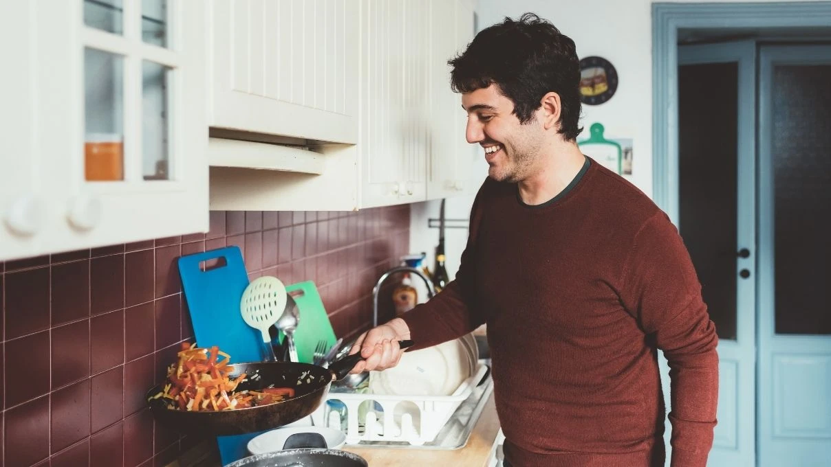 Usta şeflerden tavsiye! Yemek yaparken en çok yapılan hatalar 14 Usta şeflerden tavsiye! Yemek yaparken en çok yapılan hatalar