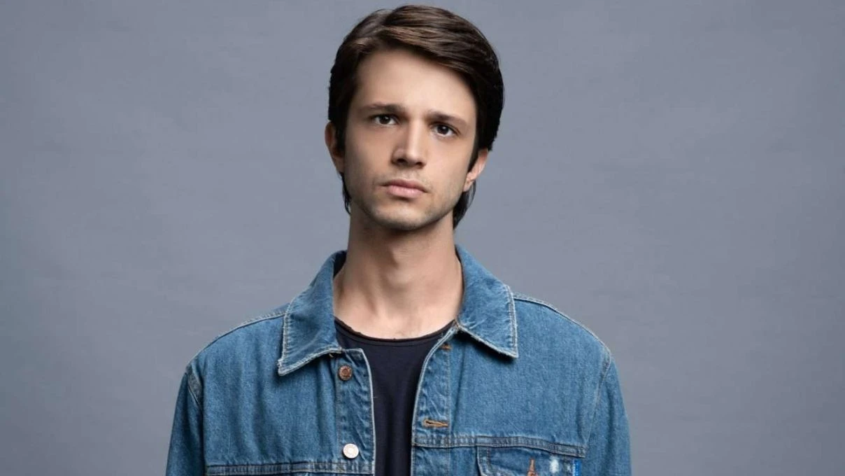 Taşacak Bu Deniz genç Adil’i Arda Anarat kimdir? Arda Anarat kaç yaşında hangi projelerde rol aldı? 5 Taşacak Bu Deniz genç Adil’i Arda Anarat kimdir? Arda Anarat kaç yaşında hangi projelerde rol aldı?