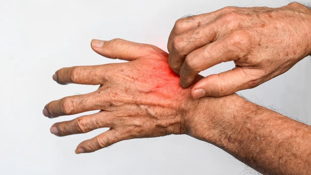 Kışın banyoda yapılan en büyük cilt hatası! 10 Kışın banyoda yapılan en büyük cilt hatası!