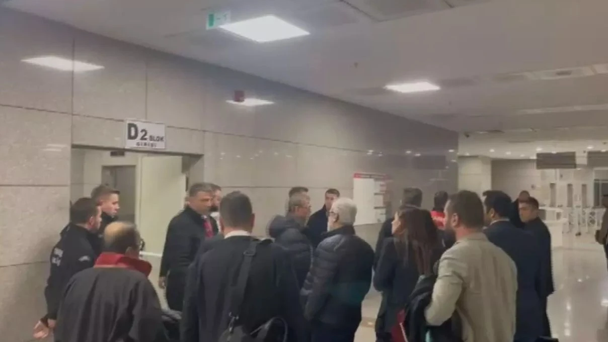 Buse Öztay kimdir kaç yaşında? Buse Öztay neden gözaltına alındı? 8 Buse Öztay kimdir kaç yaşında? Buse Öztay neden gözaltına alındı?