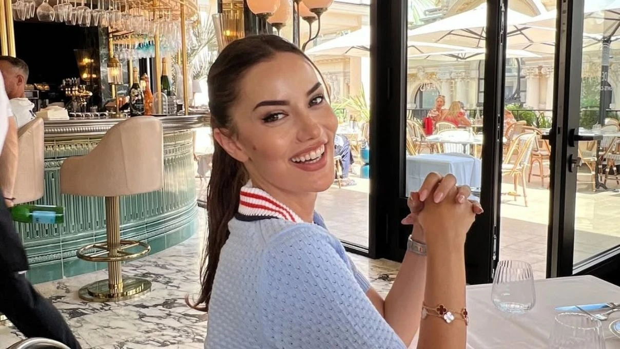 Fahriye Evcen aslen nereli? Fahriye Evcen kaç dil biliyor? 6 Fahriye Evcen aslen nereli? Fahriye Evcen kaç dil biliyor?