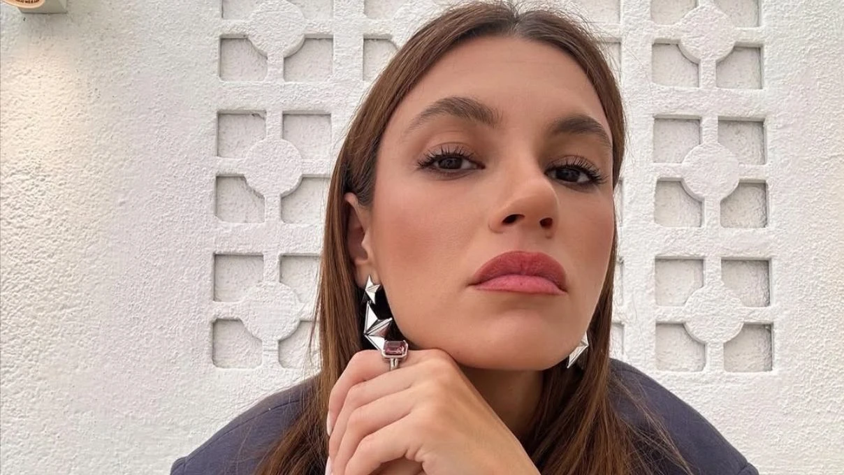 Yüsra Geyik Ozan Dolunay ile hakkında çıkan aşk iddialarına cevap verdi!