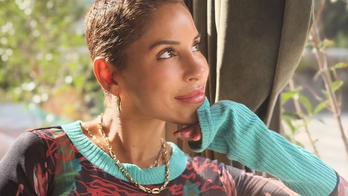 Kanserle mücadele eden Irmak Ünal’dan duygusal paylaşım! Ünlü isim saçlarını kazıttı, o anlar gündem oldu 9 Kanserle mücadele eden Irmak Ünal’dan duygusal paylaşım! Ünlü isim saçlarını kazıttı, o anlar gündem oldu